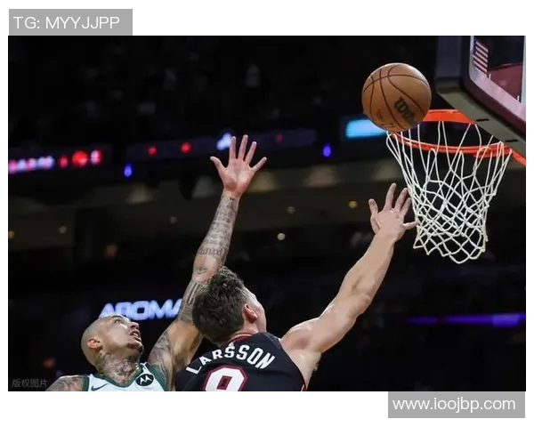 雄鹿力克热火，系列赛1-0领先：实力尽显，冠军之路再启